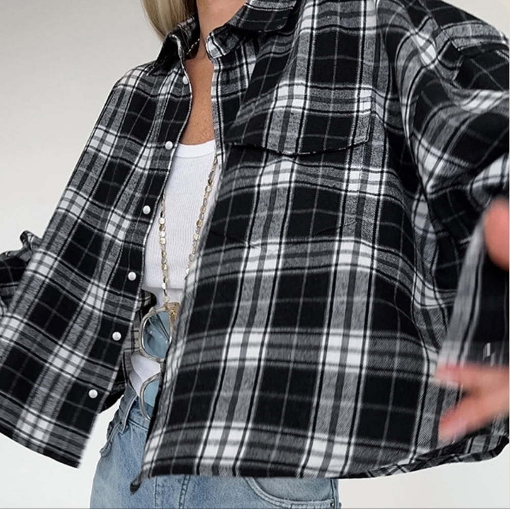 Black & White Plaid Button-Up Shirt - Picture 2 of 2